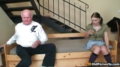 از زنان سکسی سینه بزرگ فهرست بخش از گوشی در وضوح بالا و بدون xd