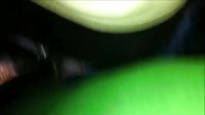 به تازه کار سکس کیر لای سینه دانلود رایگان ویدئو از بخش اعضای بزرگ بر روی تلفن خود را در بالا